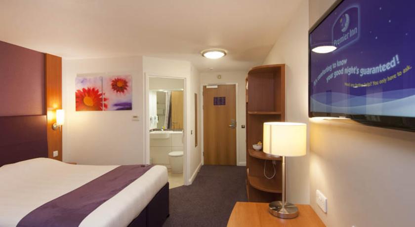 Premier Inn Basingstoke West Luaran gambar