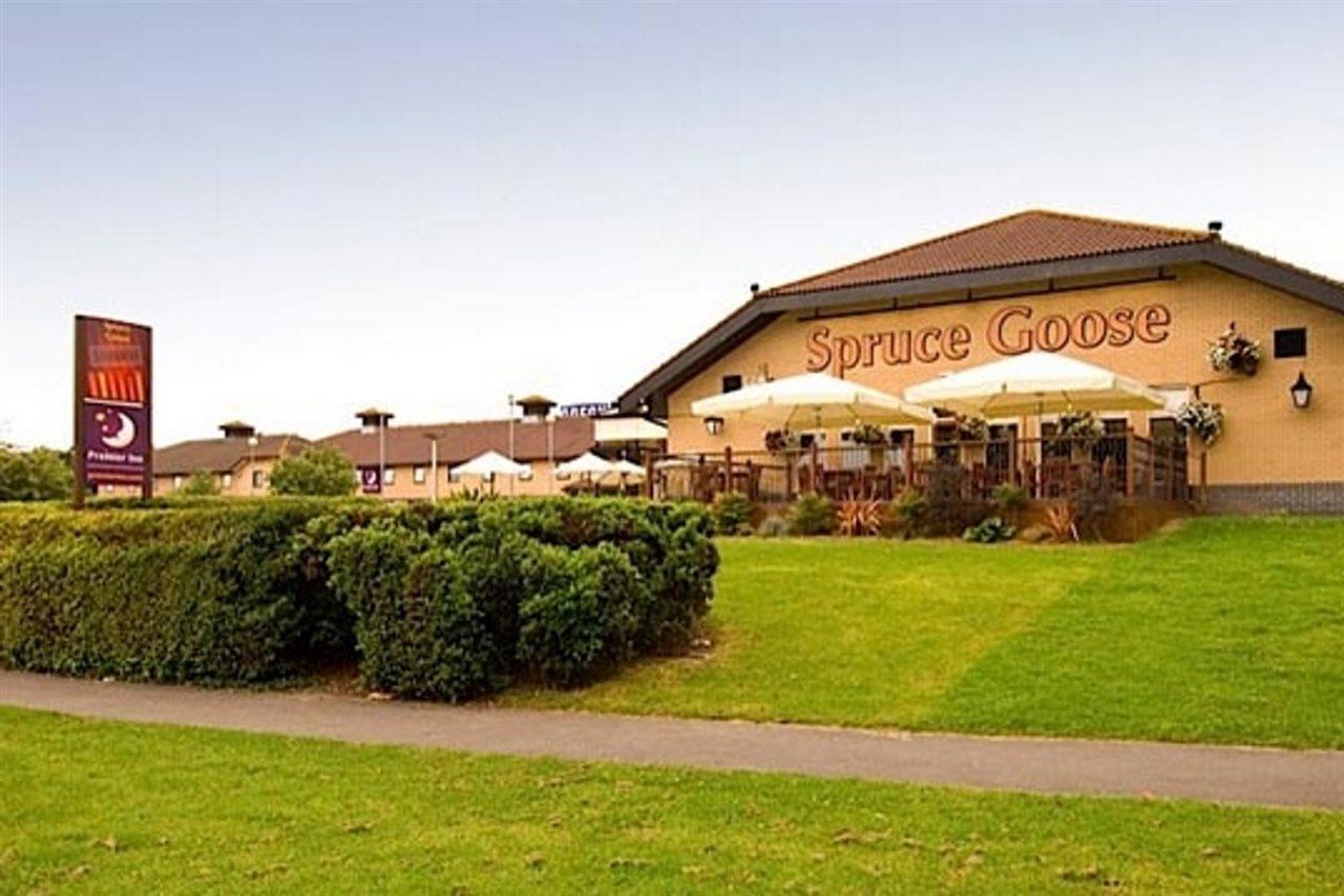 Premier Inn Basingstoke West Luaran gambar
