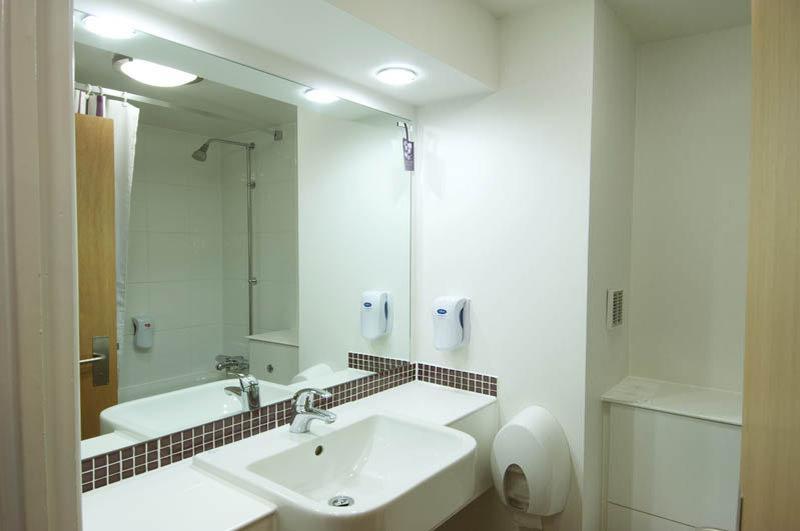 Premier Inn Basingstoke West Luaran gambar