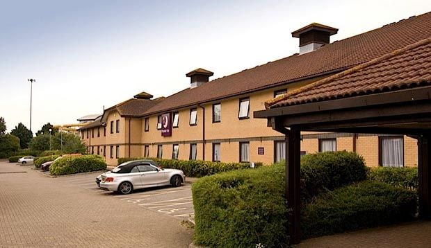 Premier Inn Basingstoke West Luaran gambar